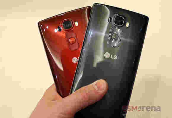 沃达丰英国提供LG G Flex 2 3月19日