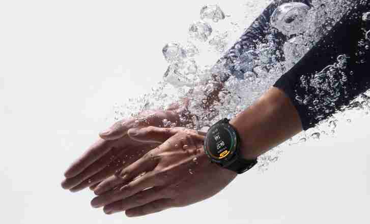 荣誉魔术术2推出最多14天的电池寿命，高级游泳跟踪