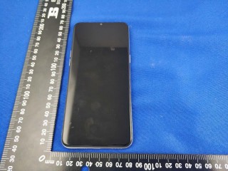 realme 6i和神秘的rmx2063弹出geekbench